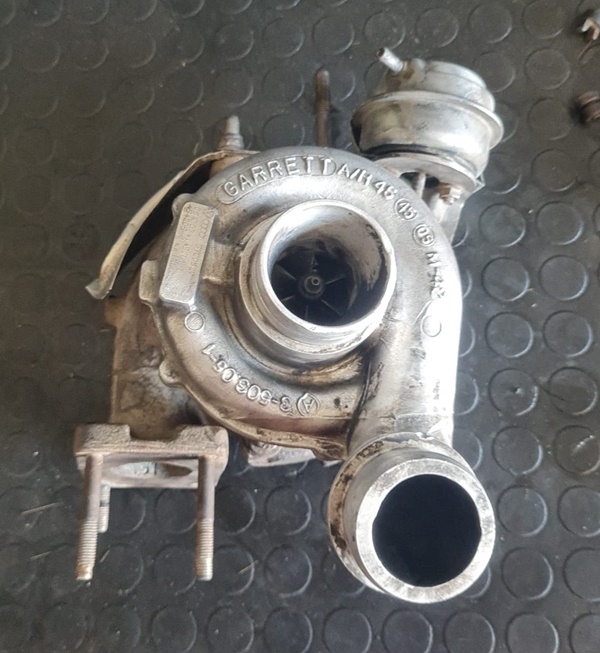 Audi Q5 40 TDI Turbo Çıkma Orjinal Hatasız